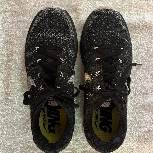 Nike Shoes Nike Womens Running Shoes Flyknit Lunar Size 65